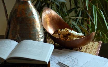 Az asztrológia és a politika rejtett összefonódása